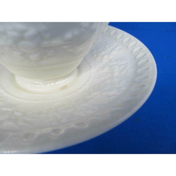 Wedgwood Of Etruia And Barlaston Wellesley Cream Color Cup And Saucer - Picture 3 of 10